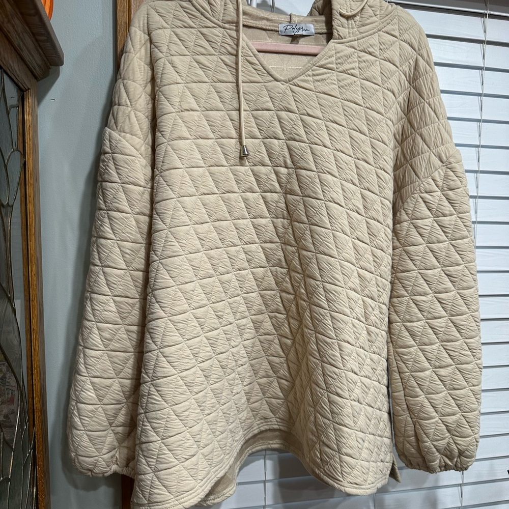 Polagram Tan Quilted Pullover